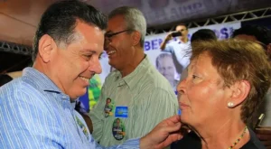 Candidato a senador, ex-governador participa, ao lado de Zé Eliton, que disputa a reeleição, de lançamento da candidatura do deputado estadual Lissauer Vieira (PSB)