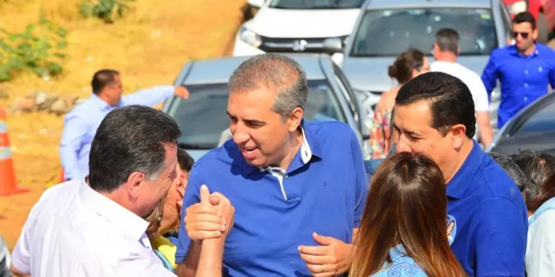 “Mais uma vez, a população do Entorno de Brasília nos recebe com muito carinho para que trabalhemos mais pela região e por Goiás”, afirma Zé Eliton
