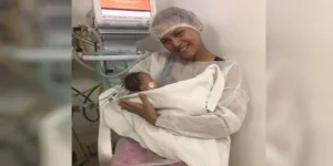 A outra bebê ainda aguarda vaga para cirurgia complexa no coração