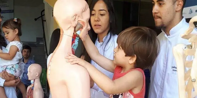 Evento solidário reúne ações gratuitas como orientação profissional, assistência à saúde, entre outros