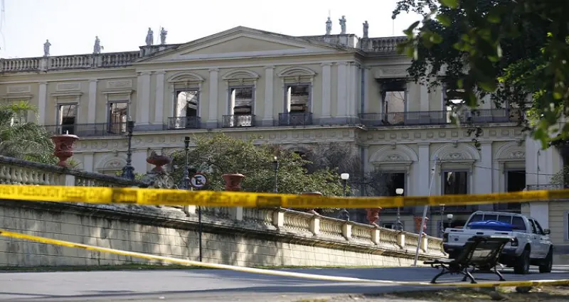 As verbas serão usadas para contratar empresa que fará intervenções no que  sobrou do prédio