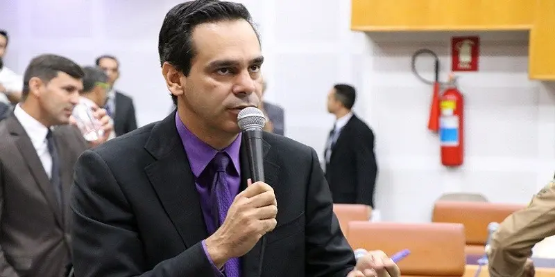 De acordo com a sentença condenatória, Wellington Peixoto teria desviado dinheiro de uma licitação entre 2001 e 2003
