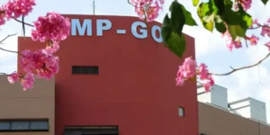 Em 2013 Jairo Gomes realizou varias despesas com verbas públicas sem a devida prestação de contas.