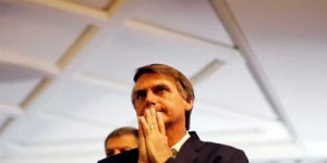 Na madrugada de hoje, o hospital informou que o procedimento foi “bem-sucedido”