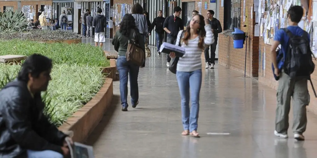 Nos últimos dias, foi anunciado um contingenciamento de 30% dos recursos discricionários para as instituições federais de ensino superior