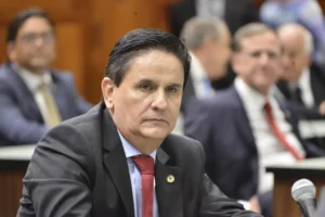 Projeto do deputado  Rubens Marques (Pros) quer liberar extração de amianto com fim exclusivo para exportação