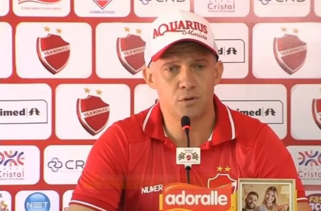 Técnico colorado falou sobre a situação do time após mais uma derrota na Série B do Campeonato Brasileiro