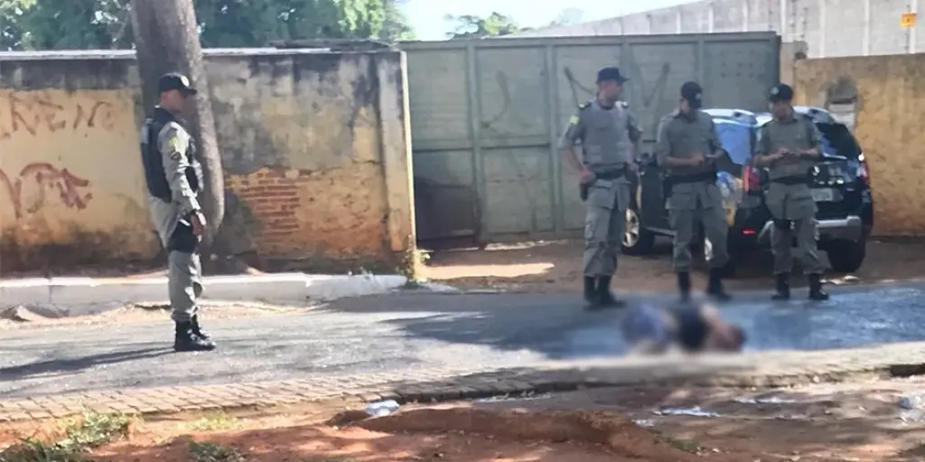 Testemunhas afirmam que sete tiros foram disparados contra a vítima