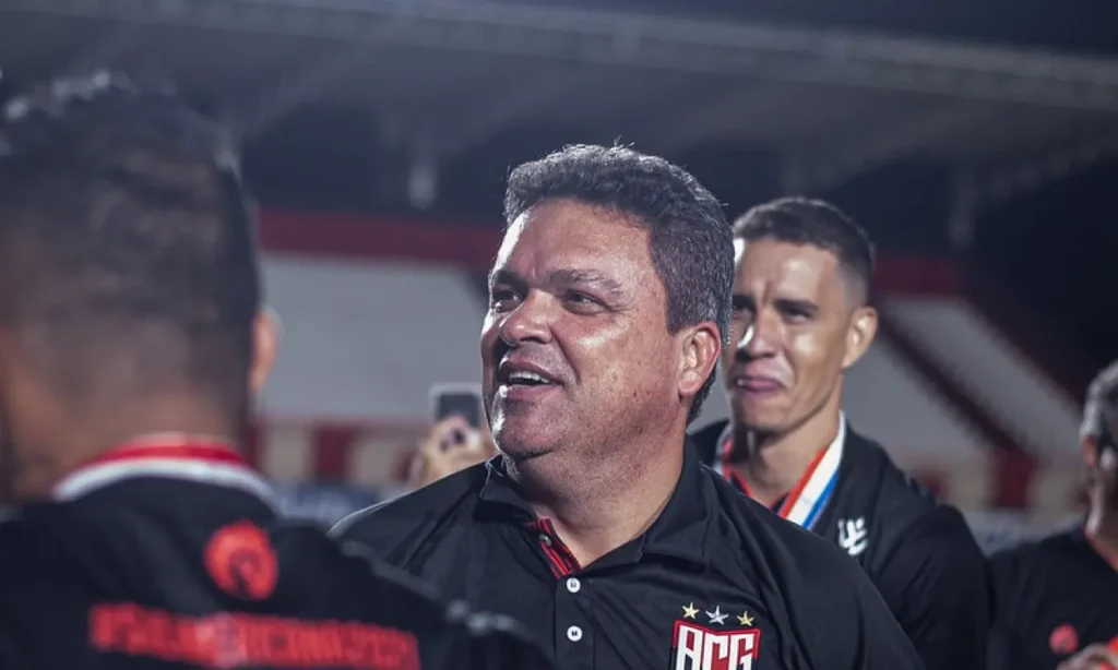 Presidente do Atlético Goianiense, Adson Batista, foi contra a decisão que foi aprovada por 11 a 9 | Foto: Heber Gomes