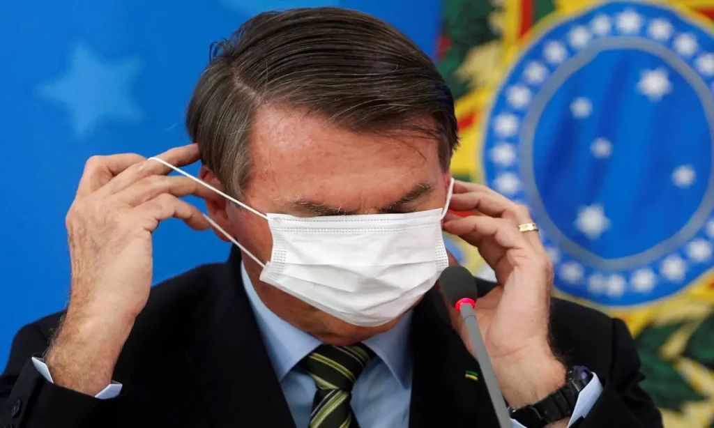 Economistas do Brasil tecem duras críticas a gestão do governo perante crise sanitária. | Foto: Reprodução