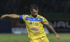 O experiente Danillo Ribeiro mira uma vitória contra o Vila Nova para manter a ascensão do Iporá no Goianão | Foto: Heber Gomes