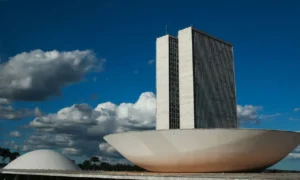 Lideranças do Senado discutem CPI do MEC nesta terça