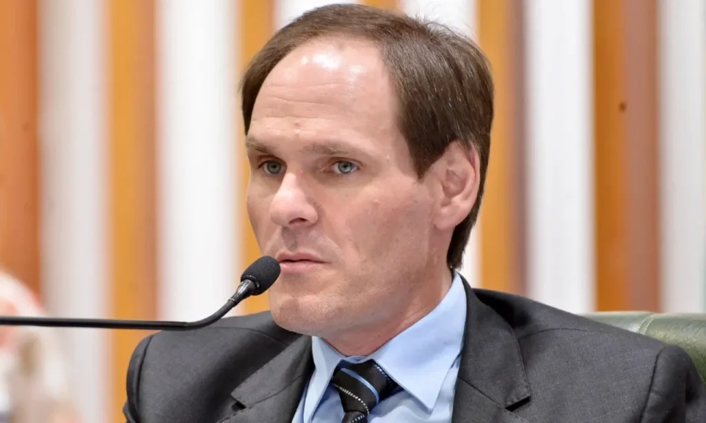 Procurador geral da República questionou dispositivo que, diferentemente da Câmara dos Deputados, permite um novo mandato em Goiás e outros estados | Foto: Y. Maeda