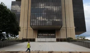 Edifício-sede do Banco Central no Setor Bancário Norte, em lote doado pela Prefeitura de Brasília, em outubro de 1967