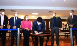 Plataforma tecnológica permitirá acesso gratuito a livros por estudantes da rede pública estadual. | Foto: Divulgação