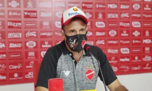 O treinador colorado prega respeito ao Bahia, próximo adversário do Tigre na Copa do Brasil | Foto: Núbia Alves/Vila Nova FC