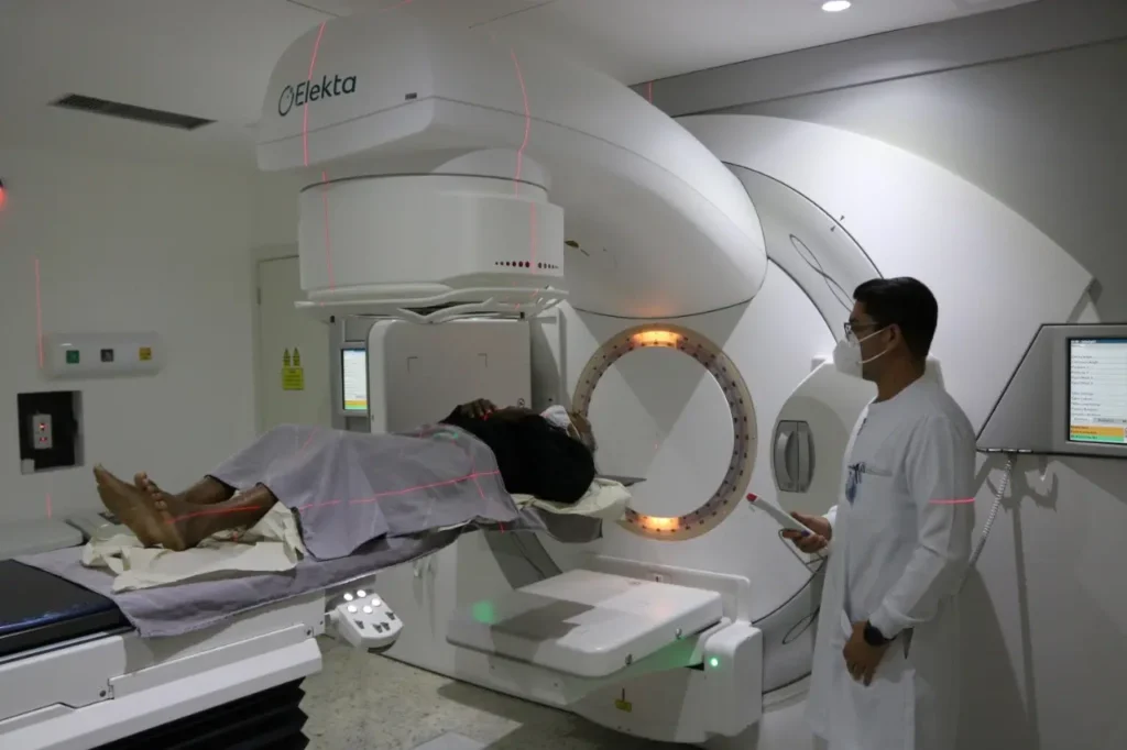 Aparelho traz mais conforto para os pacientes com câncer e reduz o tempo do tratamento | Foto: Wesley Costa