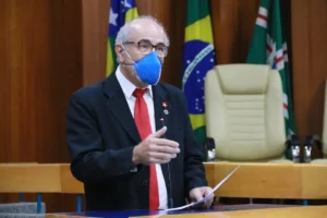 Os quase 400 artigos da proposta que eleva, em alguns casos, o IPTU foram analisados pela Procuradoria da Câmara em menos de 40 minutos | Foto: Reprodução