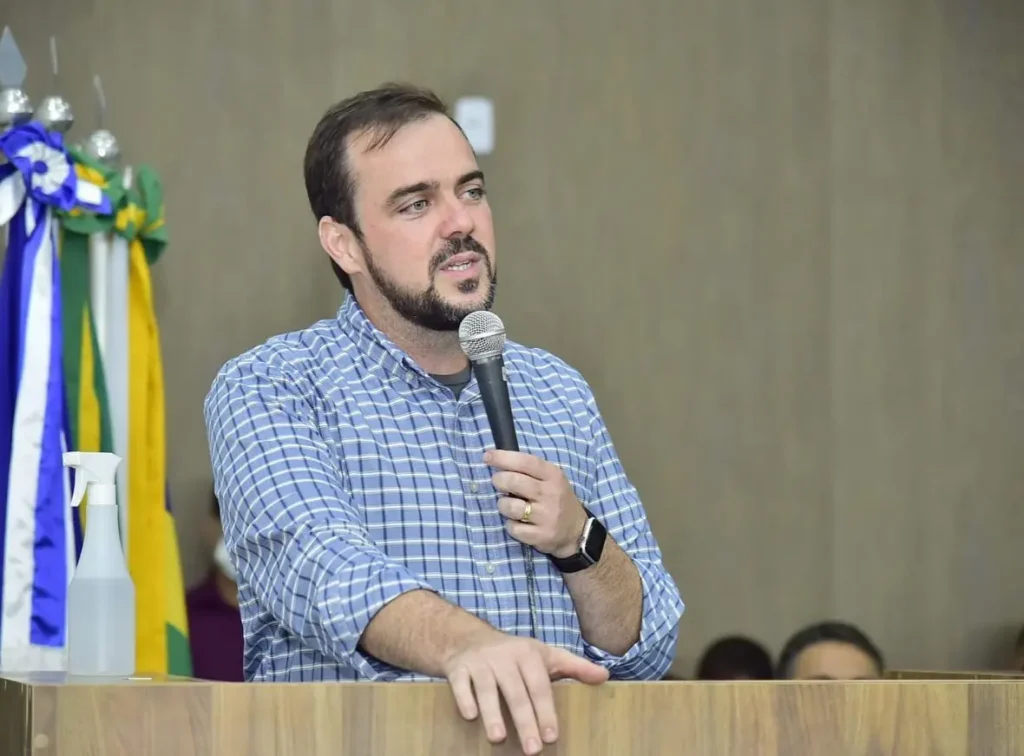 Prefeito de Aparecida de Goiânia só deve anunciar decisão no ano que vem, mas especulações já apontam possíveis cenários | Foto: Reprodução