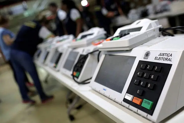 Entre os principais pontos está a contagem em dobro dos votos dados a candidatos negros, índios e mulheres | Foto: Reprodução
