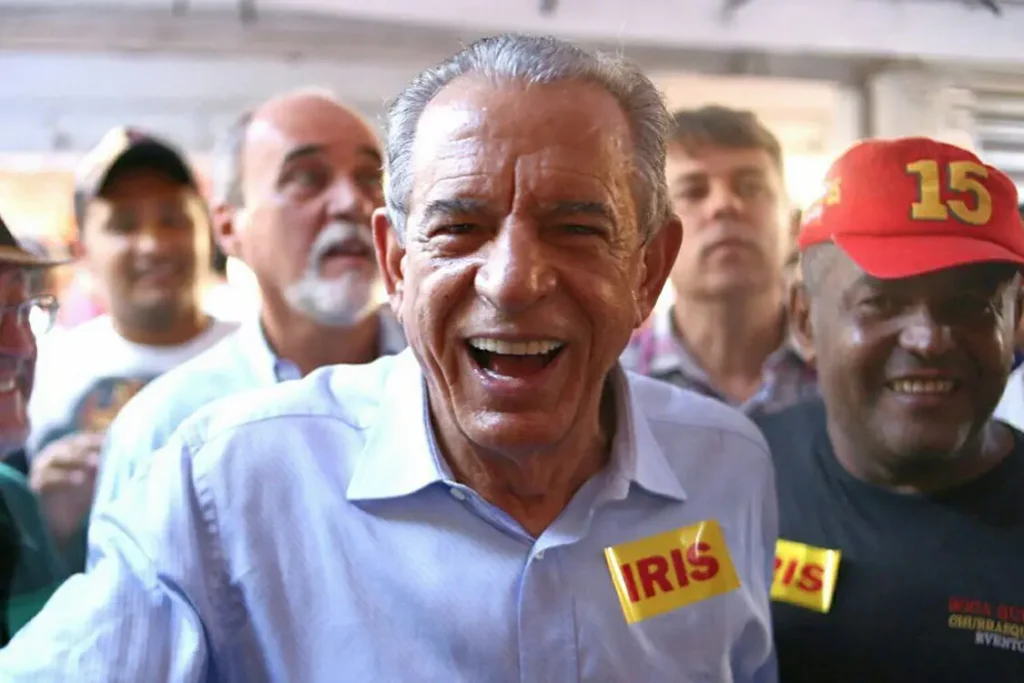 Esposa e filha publicaram sobre a evolução no tratamento do ex-governador | Foto: Reprodução