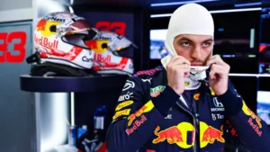 Líder do mundial de pilotos, Max Verstappen vai largar na última colocação no GP de Sochi | Foto: Divulgação/Fia