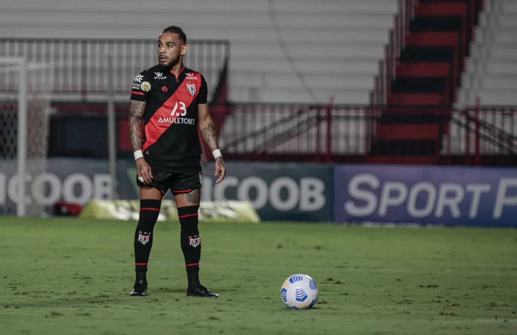 Com 29 partidas na temporada e cinco assistências, Natanael reencontra o Cuiabá neste domingo | Foto: Bruno Corsino/ACG