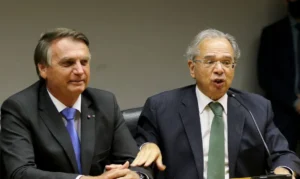 O presidente da República, Jair Bolsonaro e o ministro da economia, Paulo Guedes,fazem  declaração conjunta à imprensa no auditório do ministério da economia em Brasília