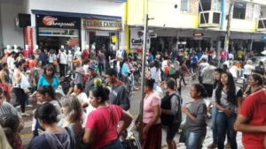 Algumas ruas devem ser utilizadas apenas por pedestres | Foto: Wesley Costa