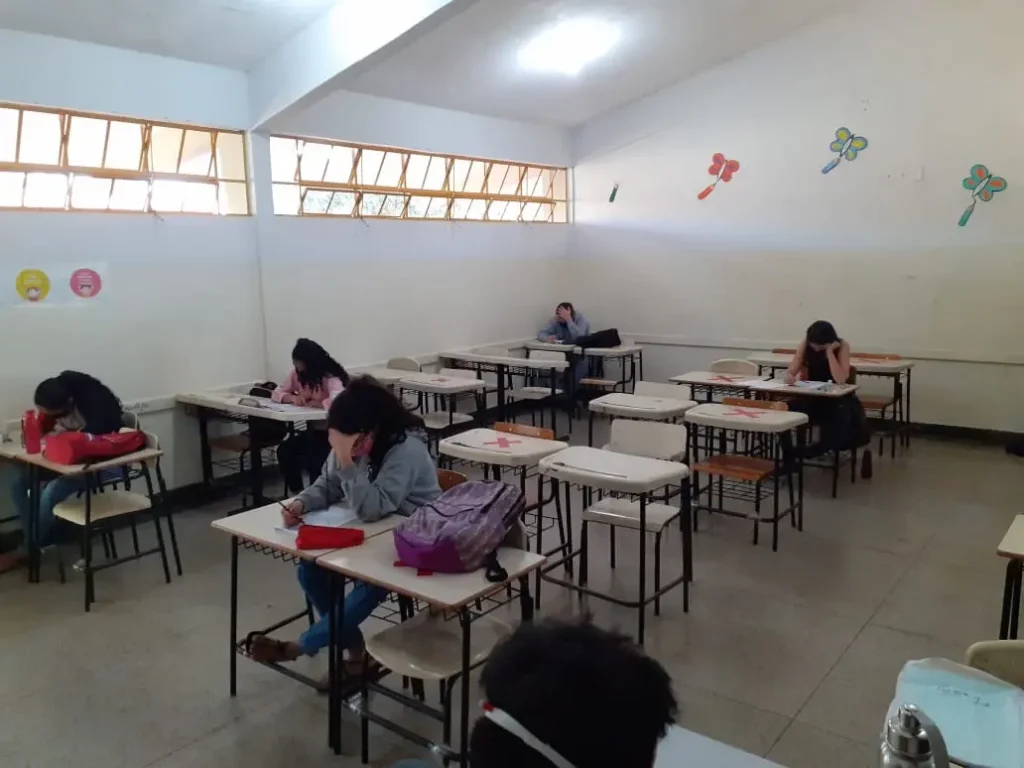 Escolas da rede municipal de ensino de Goiânia não precisarão mais seguir restrição de distanciamento mínimo entre os alunos. | Foto: Reprodução