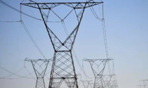 Linhas de transmissão de energia, energia elétrica