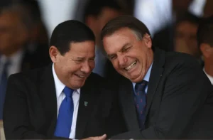 Parte da corte criticou o uso ilícito do WhatsApp nas eleições, mas todos os ministros seguiram o entendimento do relator Luis Felipe Salomão, levando ao arquivamento das ações. | Foto: Reprodução