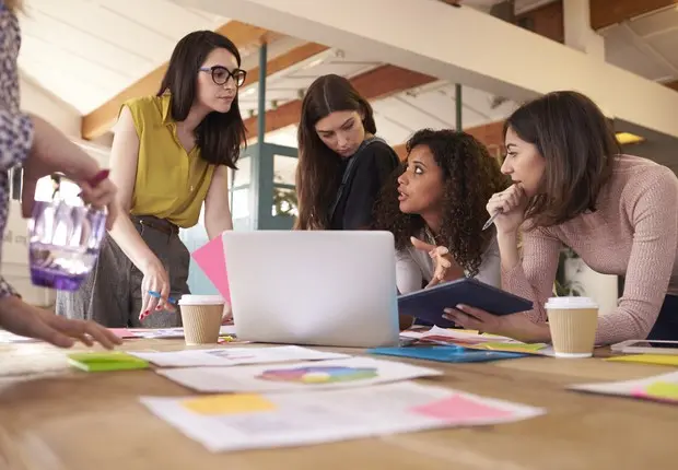 A crise do novo coronavírus atingiu diversos negócios pelo Brasil, impactando especialmente os liderados por mulheres empreendedoras | Foto: Reprodução