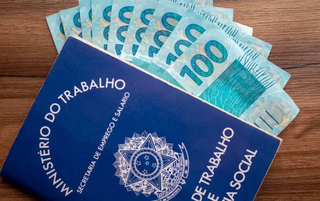 Valor poderá chegar a R$ 1.200, superior ao estimado em agosto, de R$ 1.169 | Foto: Reprodução