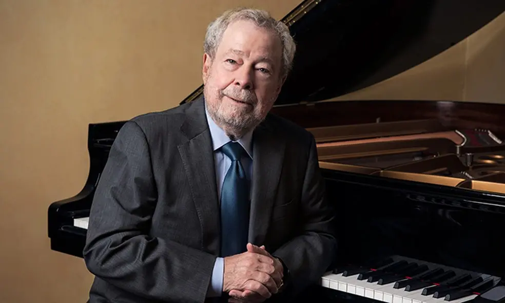 Ele se tornou conhecido por ser um dos melhores intérpretes de Bethoven e Chopin. | Foto: Reprodução
