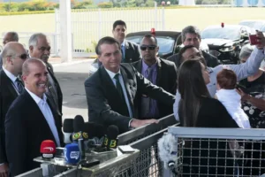 Apesar de não citar partido, presidente não deixou de comentar “confusão” em São Paulo durante conversa com apoiares | Foto: Reprodução