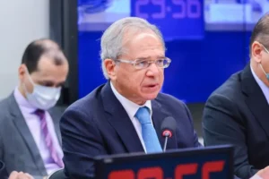Ele se defendeu dizendo que não trabalhou para elevar o dólar para lucrar através da offshore que ele mantém nas Ilhas Virgens Britânicas | Foto: Reprodução