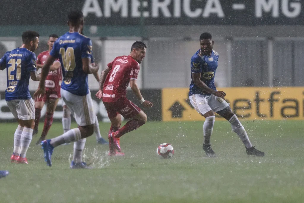 No Estádio Independência, Cruzeiro e Vila Nova ficaram no empate por 1 a 1 | Foto: Gustavo Aleixo/Cruzeiro EC