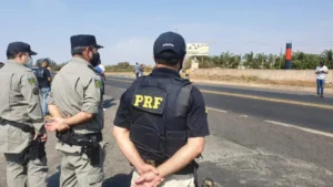 A PRF estima que haja aumento na quantidade de veículos nas estradas entre sexta e segunda-feira | Foto: Reprodução