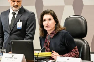 Simone Tebet testa positivo para Covid-19