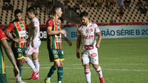 Na quinta (11), o Tigre foi derrotado pelo Sampaio Corrêa, fora de casa, por 3 a 0 | Foto: Douglas Monteiro/Vila Nova FC
