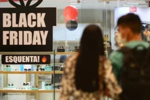 Pesquisa da CNDL/SPC Brasil revela como os consumidores se sentem sobre as promoções típicas do mês de novembro. | Foto: Reprodução/Internet