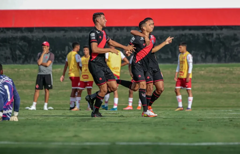 O meia balançou as redes nas quartas de final e na semifinal, sendo um dos protagonistas da equipe | foto: Bruno Corsino / ACG