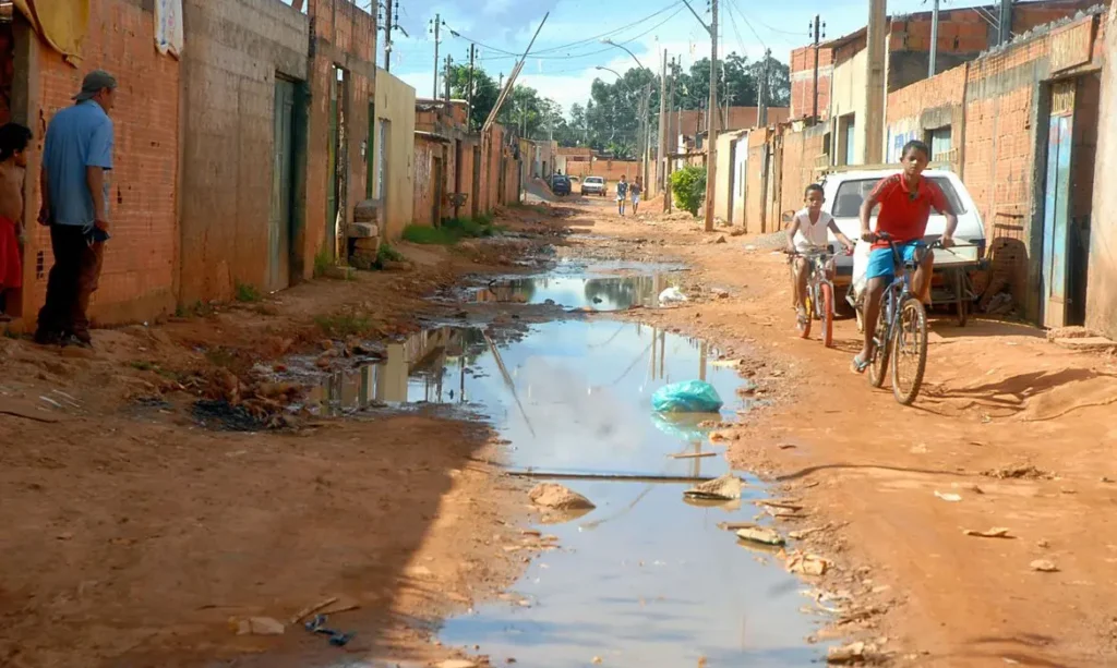 Dados são do Atlas de Sanemaneto, que analisou período de 2008 a 2019; região que abriga o estado de Goiás apresentou o maior percentual do país. | Foto: Reprodução/Agência Brasil