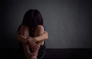 De acordo com o delegado responsável pela investigação, o suspeito tinha o hábito de fotografar e filmar órgãos genitais de crianças, todas meninas | Foto: Reprodução