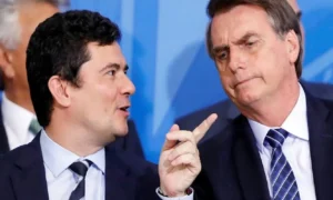 Advogados de Moro incluem falas de Bolsonaro em "Hora do Strike" em inquérito