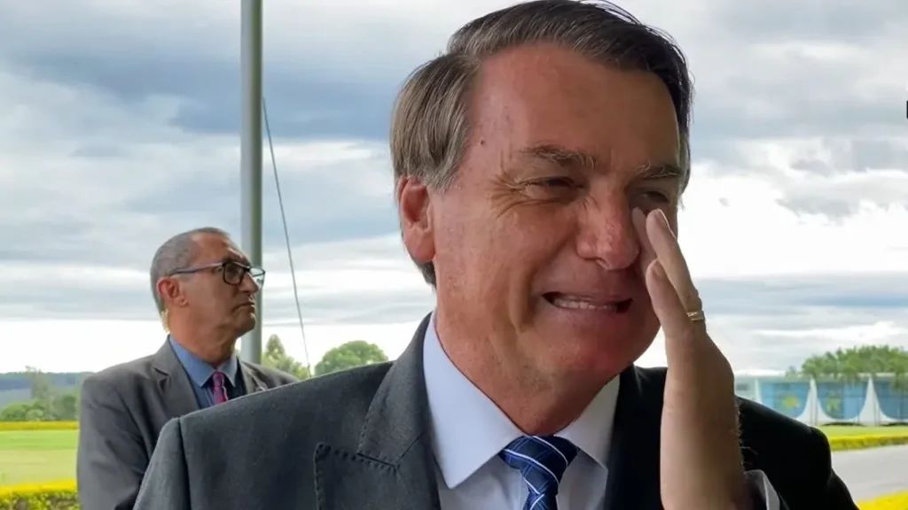 Após garantir, anterioremente, que sua gestão não contava com casos de corrupção, o chefe do Executivo agora afirma que não consegue fiscalizar centenas de milhares de funcionários. | Imagem: Reprodução