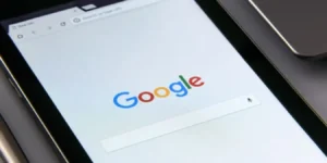 Google deve pagar indenização bilionária por rastrear usuários americanos, diz agência|