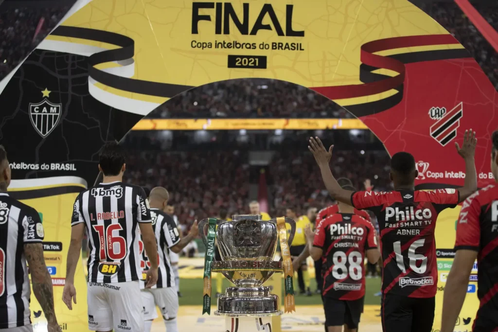Em 2021, o Atlético-MG derrotou o Athletico-PR e conquistou, pela segunda vez, a Copa do Brasil | Foto: Lucas Figueiredo/CBF