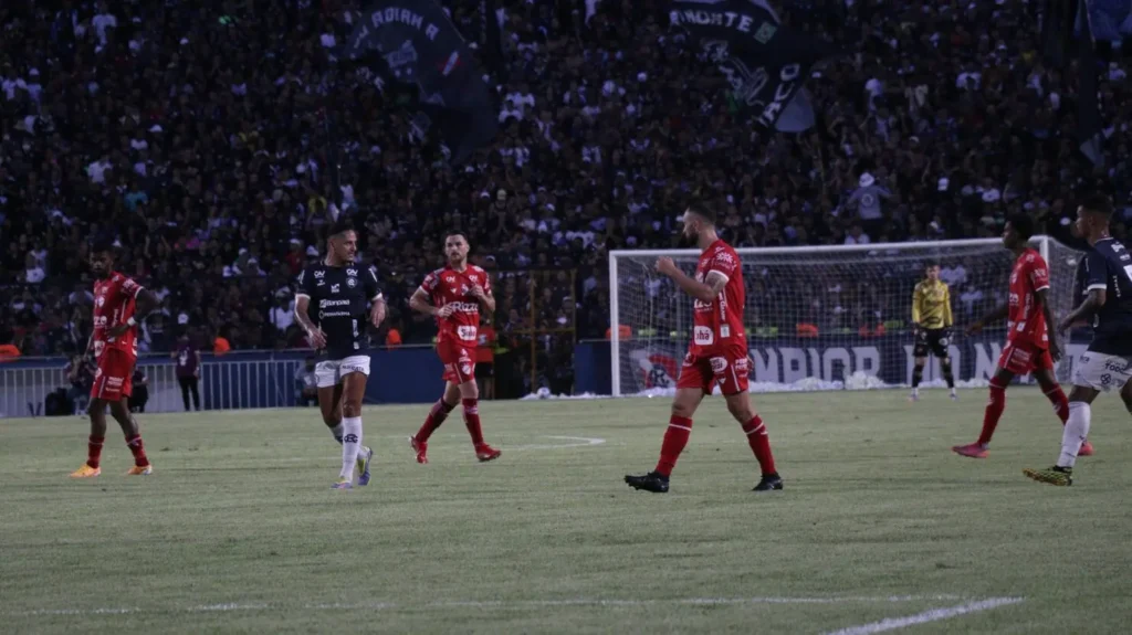 No Baenão, o Vila Nova foi derrotado, nos pênaltis, pelo Remo novo empate sem gols no tempo normal | Foto: Douglas Monteiro/Vila Nova FC